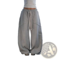 Men baggy cargo sweatpants in gray with wide-leg design elastic waistband and matching drawstring for high street wear