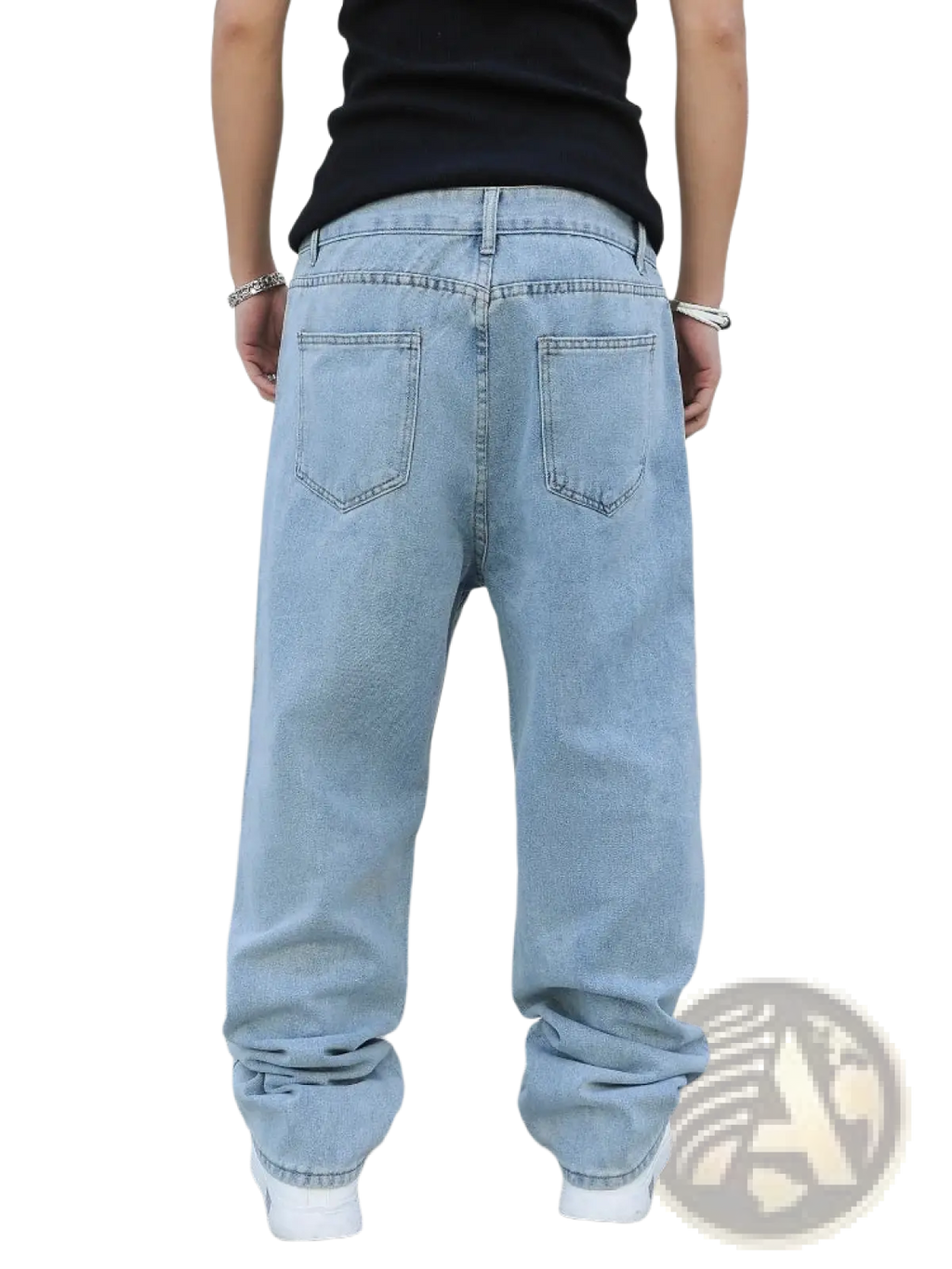 Men baggy y2k wide leg light-wash denim jeans with a relaxed fit and rolled cuffs in cotton material