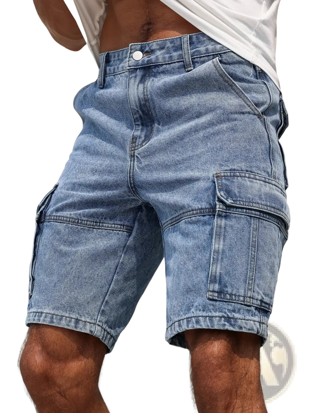 Men blue denim cargo shorts in light-wash with multiple pockets and classic button closure in regular fit