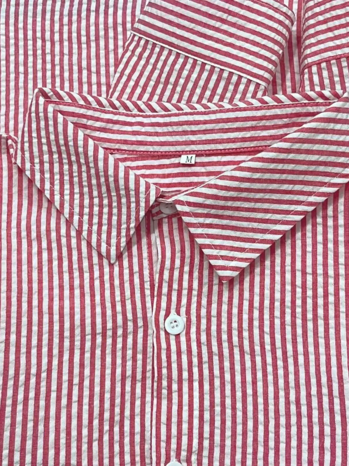 Men blue striped long sleeve casual button down shirt in red and white striped cotton with classic collar and buttons