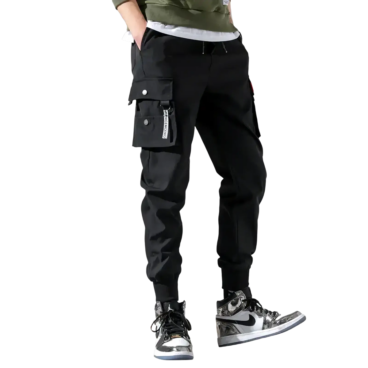 Black men cargo pants with multiple pockets and drawstring waistband casual cargo trousers for everyday wear