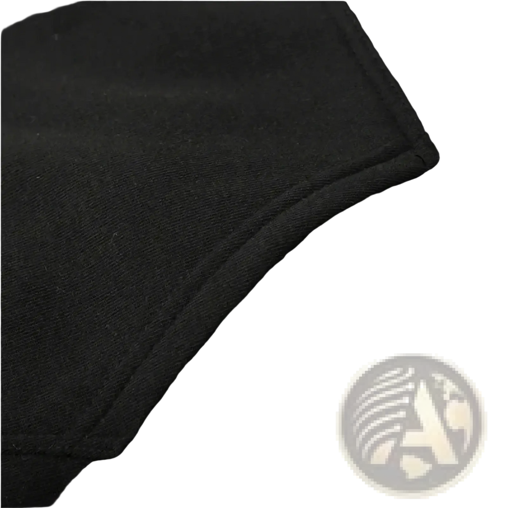 Men everlast hooded activewear sweatshirt black cotton fabric with neatly stitched seam forming pocket edge