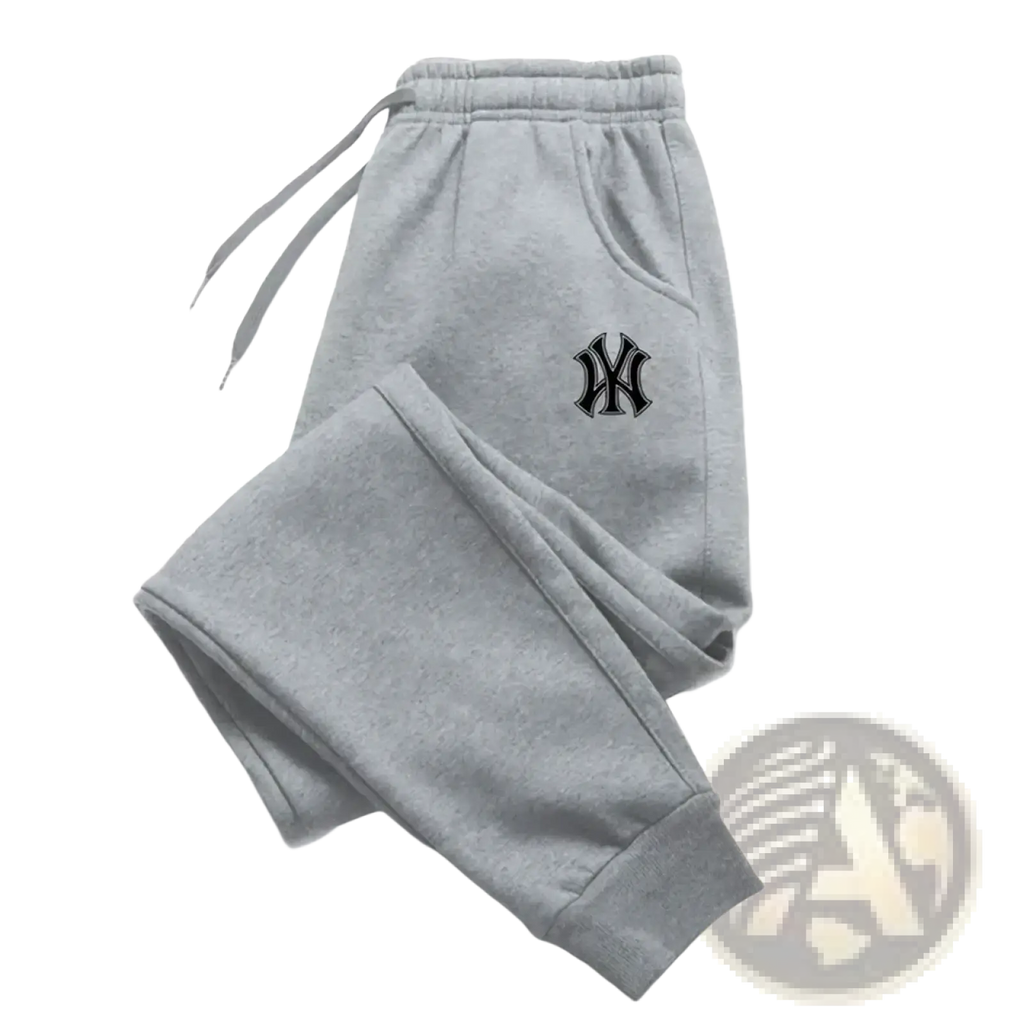 Men fleece Yankees jogger sweatpants in gray heathered fabric with black embroidered Yankees logo on left thigh