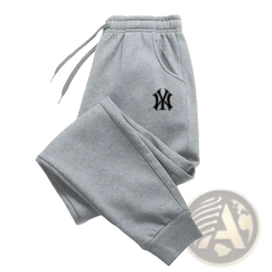 Men fleece Yankees jogger sweatpants in gray heathered fabric with black embroidered Yankees logo on left thigh