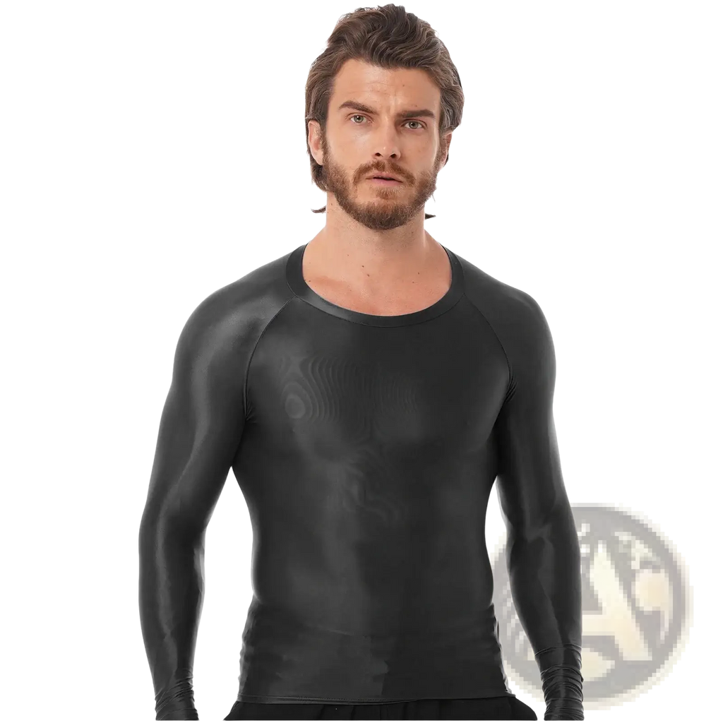 Men glossy long sleeve compression shirt in black glossy latex with crew neck and athletic fit
