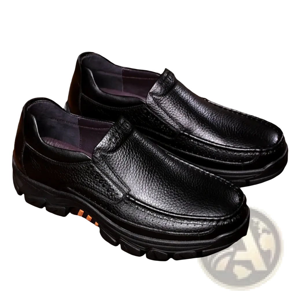 Men leather casual slip-on loafers in black with textured leather surface and rugged rubber sole for durability