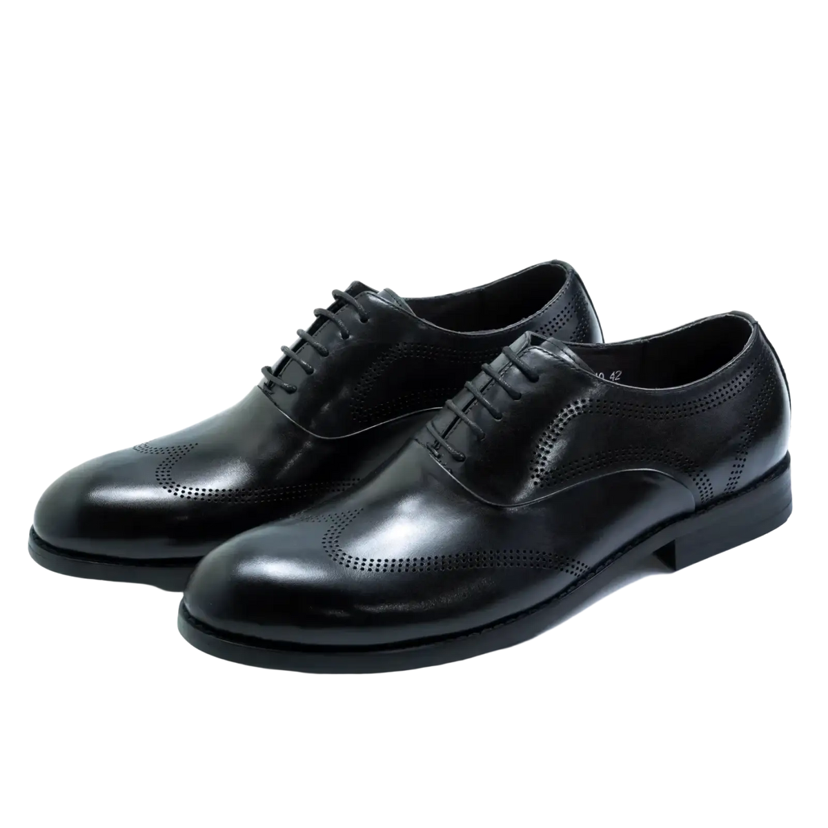 Men leather Oxford brogue dress shoes in black leather with perforated detailing and a polished finish