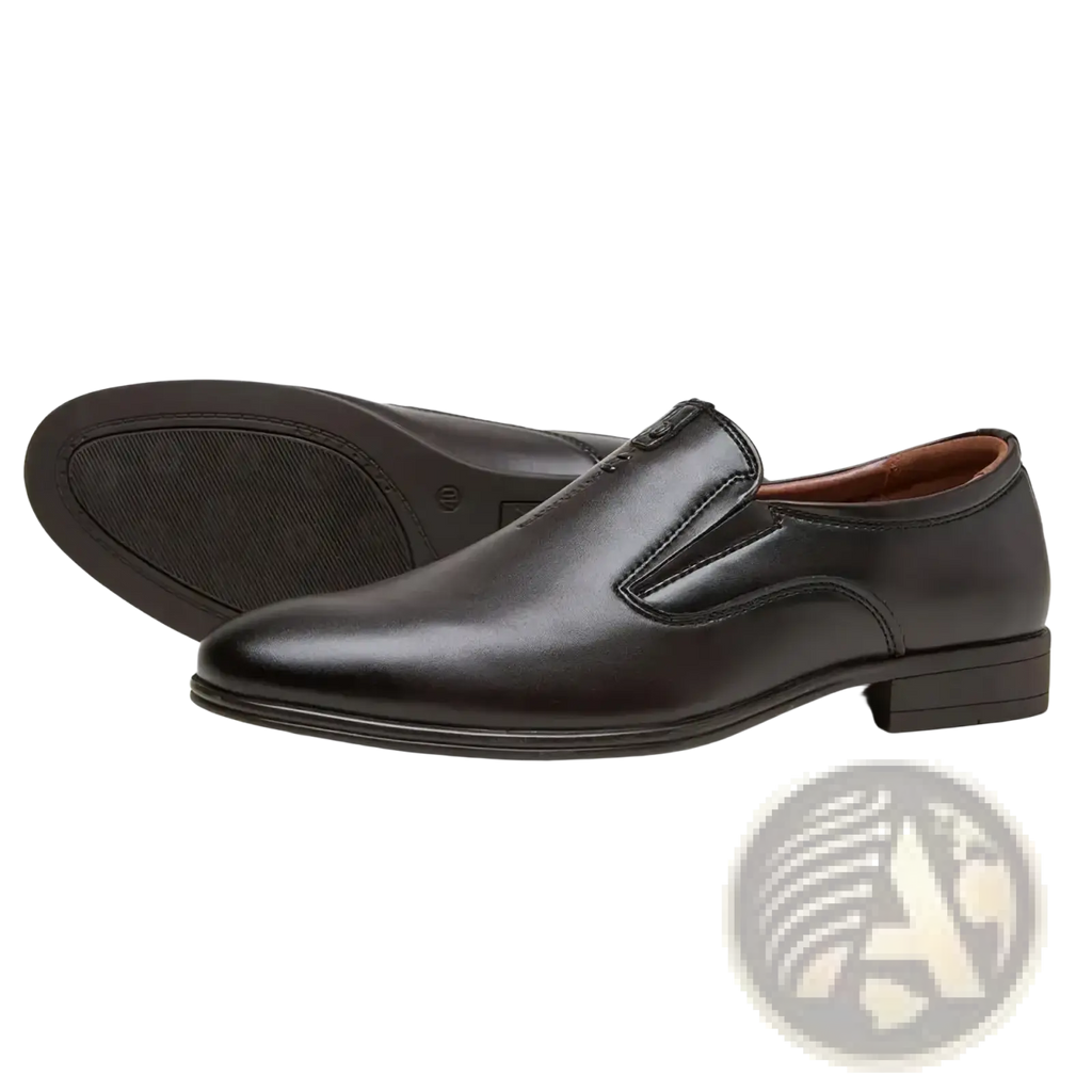 Men leather slip-on dress shoes casual loafers in black leather with a polished finish and subtle stitching details