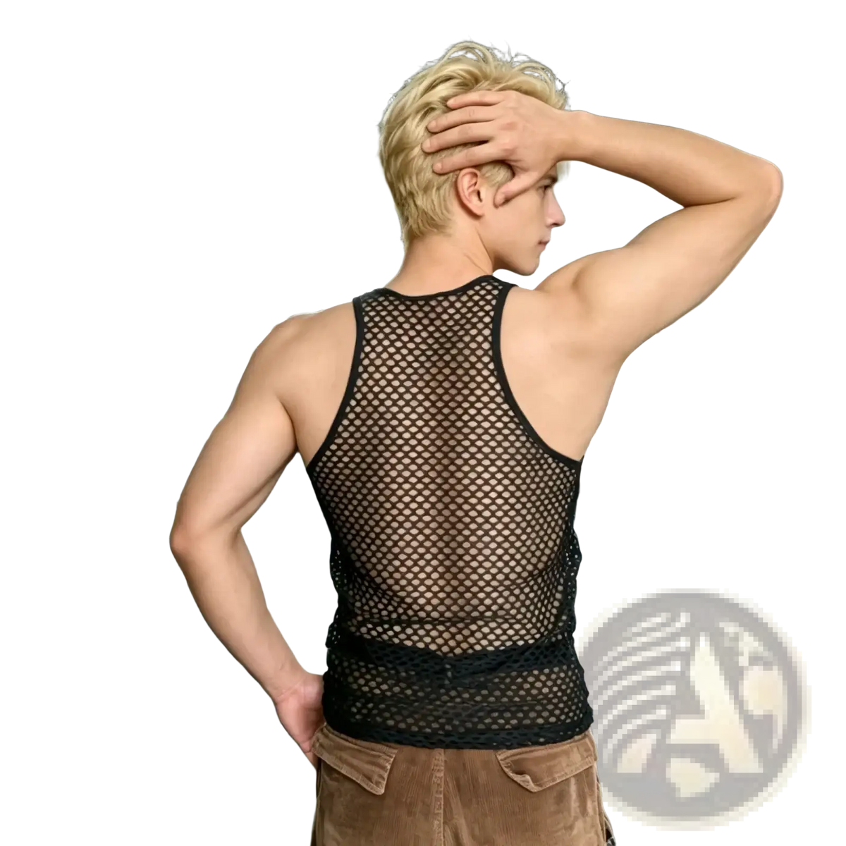 Men mesh workout tank top in black with a fitted form-fitting design made of breathable mesh fabric