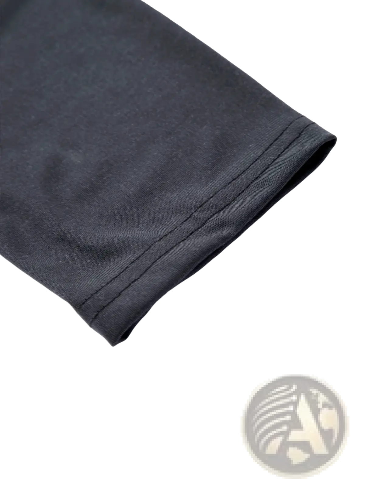 Black cotton men moisture wicking long sleeve crew neck t shirt sleeve with neatly stitched hem
