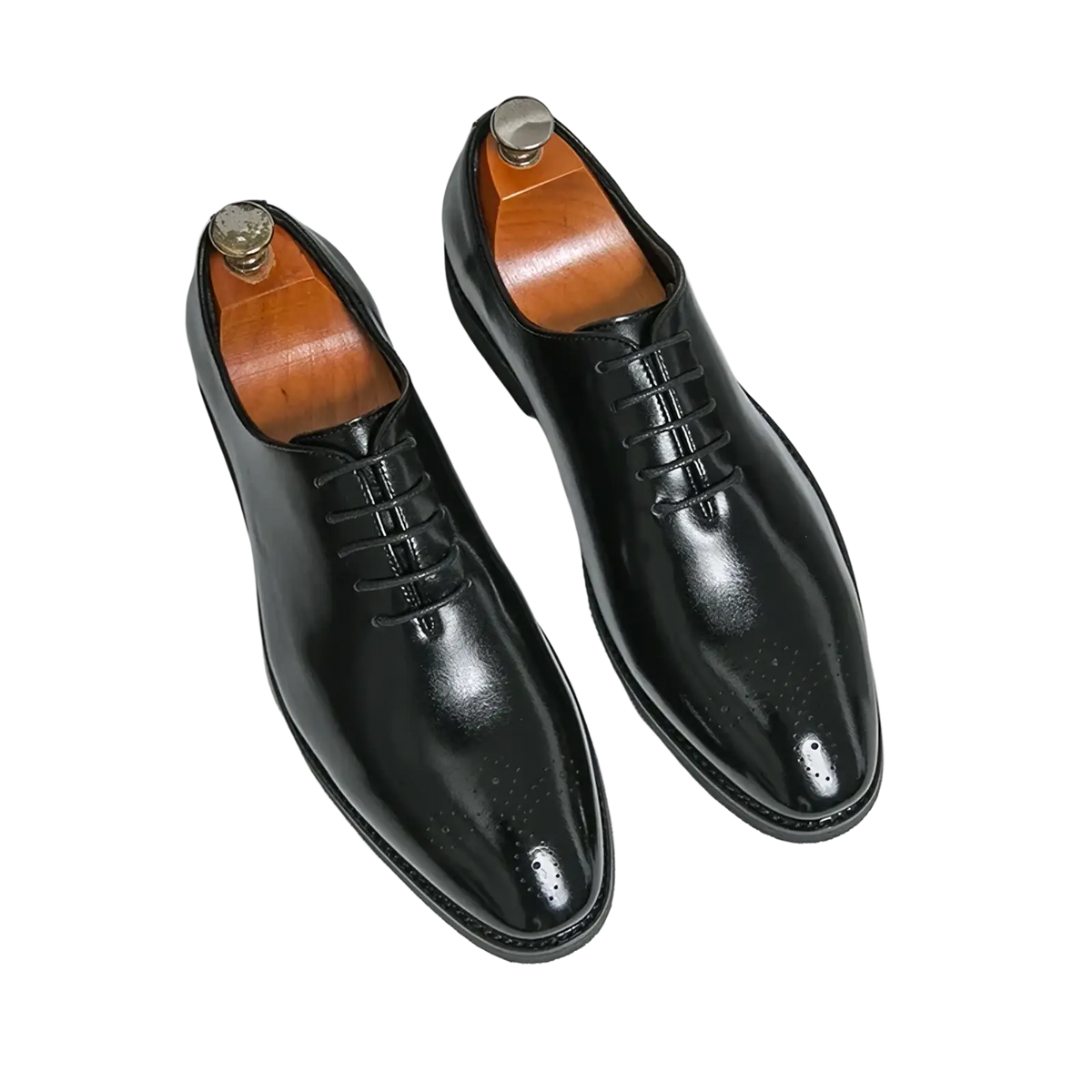 Black patent leather men oxford shoes with polished finish and subtle brogue detailing for formal business wear