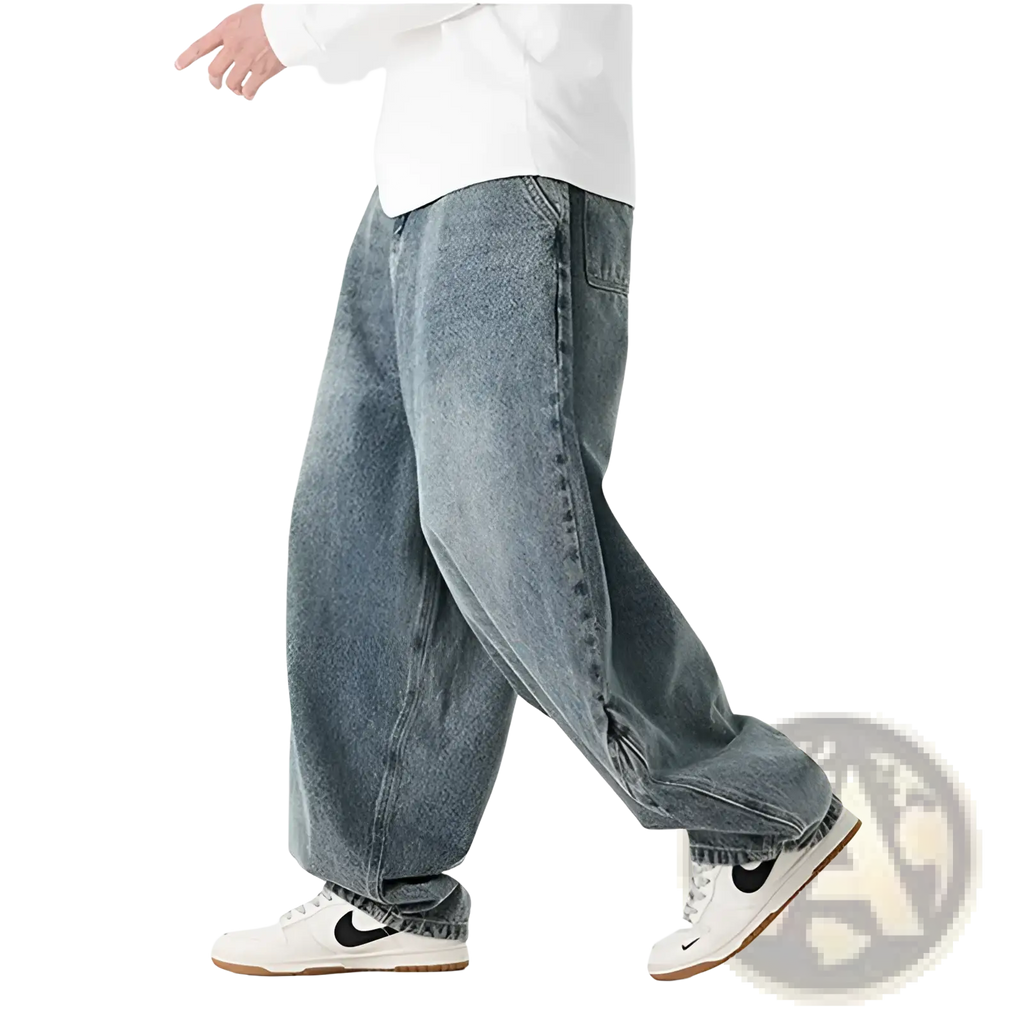 Men plus size Japanese retro wide leg jeans in loose fit with washed blue denim and natural faded effect