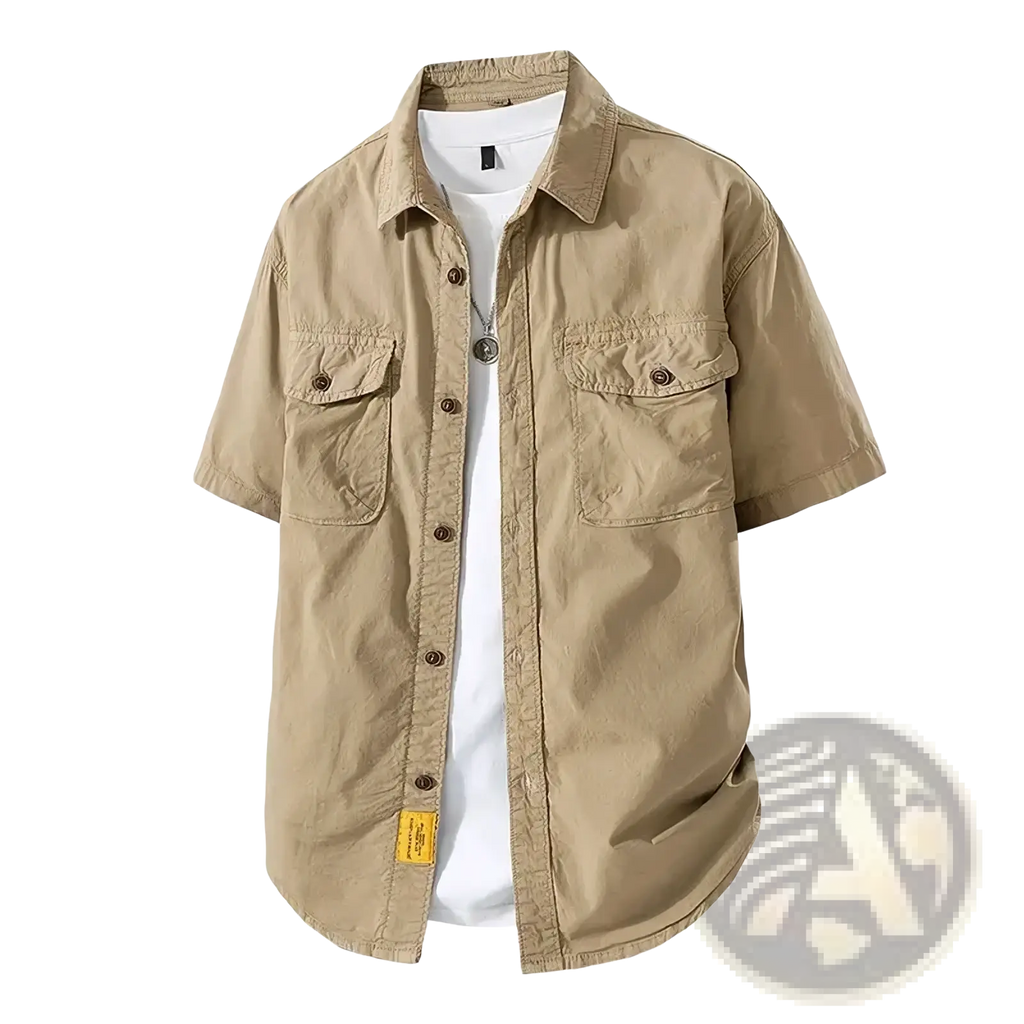 Men retro short sleeve work shirt in beige with two chest pockets and a yellow label at the hem