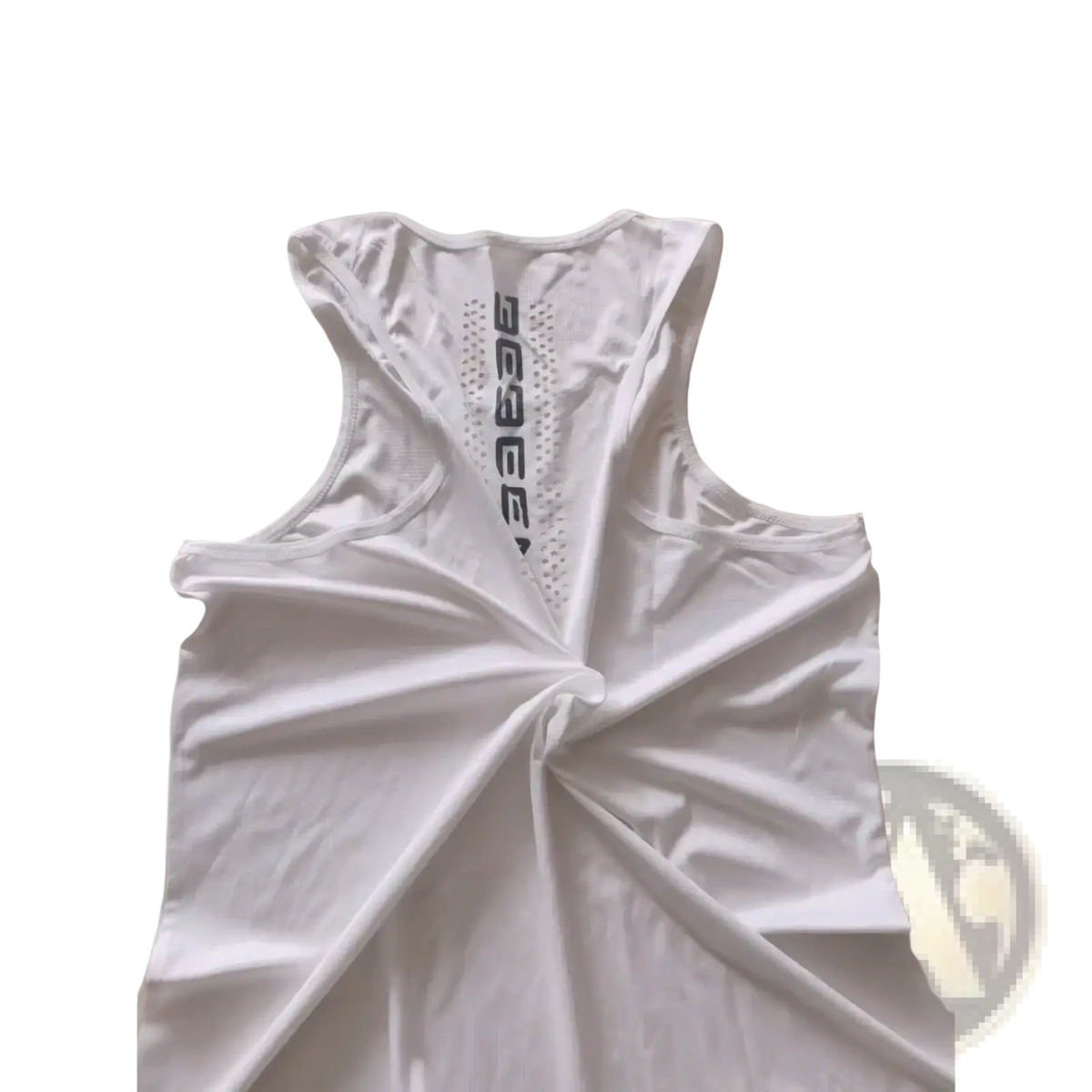 Back view of white men running vest breathable quick dry sleeveless athletic top with mesh panel and geegeen logo