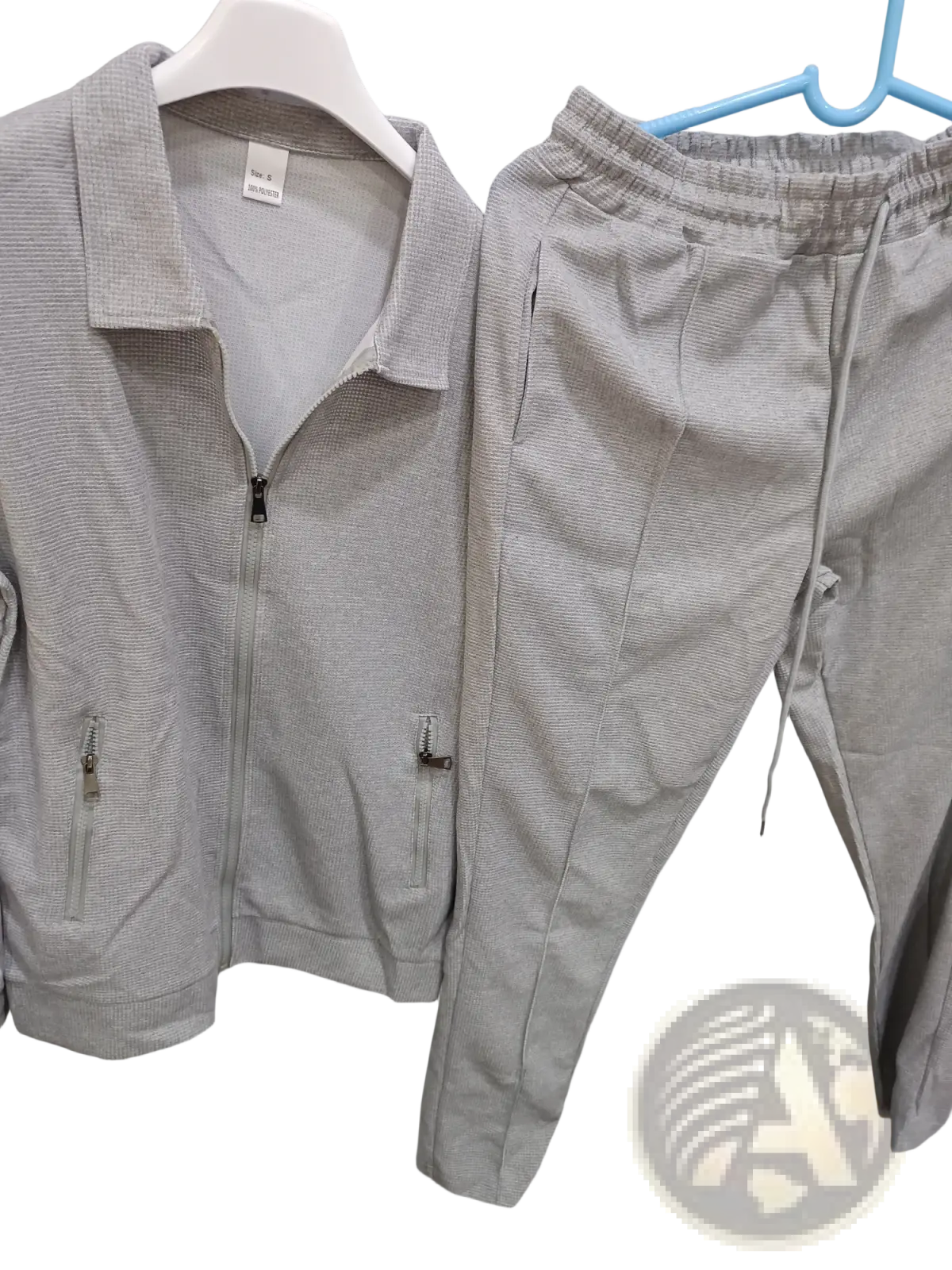 Men slim fit checkered tracksuit in gray textured fabric with zip-up jacket and matching pants set