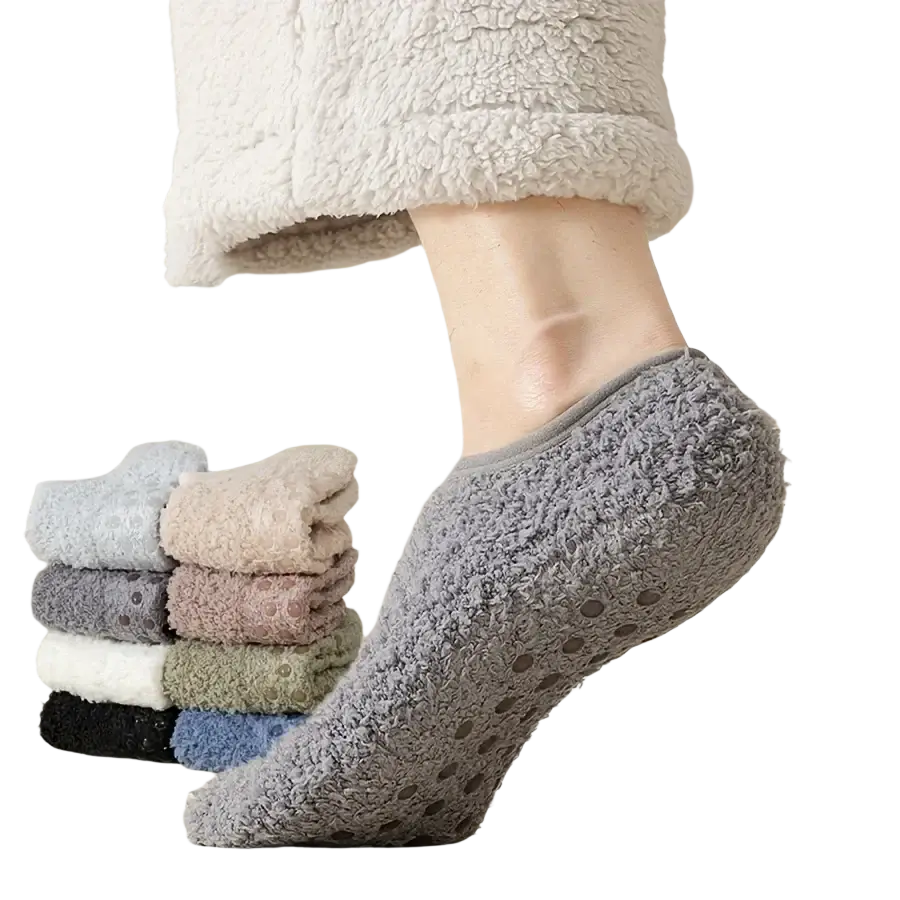 Gray men thermal fleece ankle socks with fuzzy texture and non-slip grip dots on the sole for indoor use