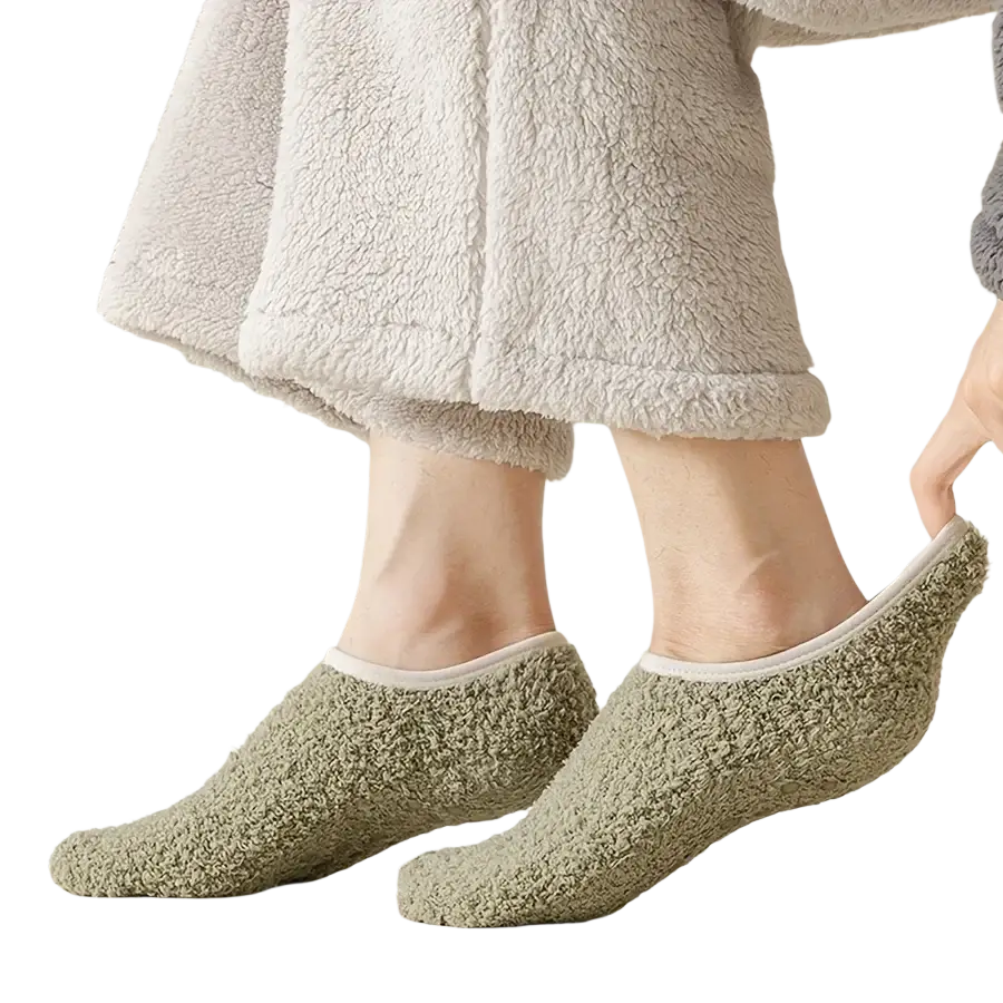 Men thermal fleece non-slip house socks in soft olive green with white trim made of fuzzy warm material