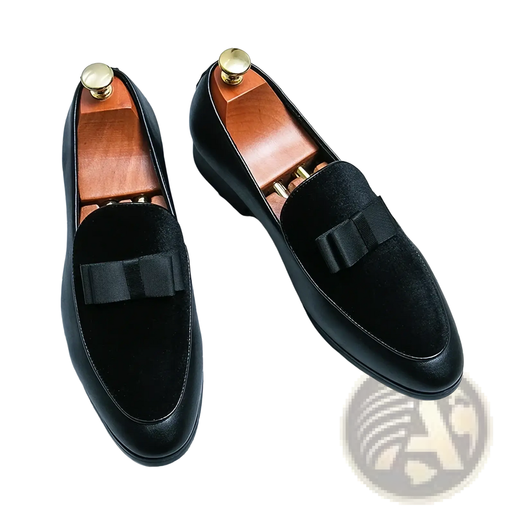 Men velvet dress loafers in black suede with contrasting leather toe cap and decorative bow for formal wear