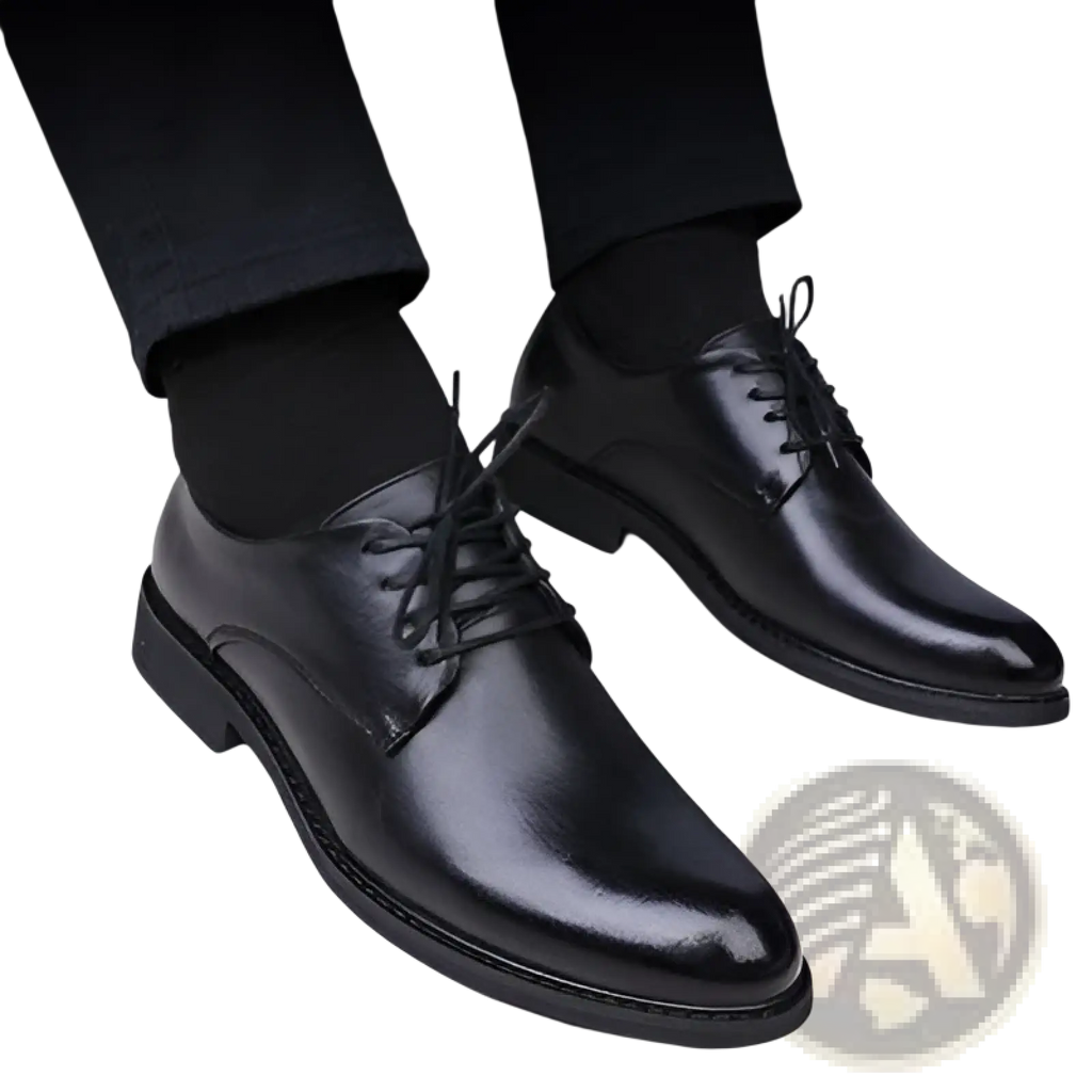 Men’s black pointed toe leather oxford dress shoes with polished finish and classic lace-up design