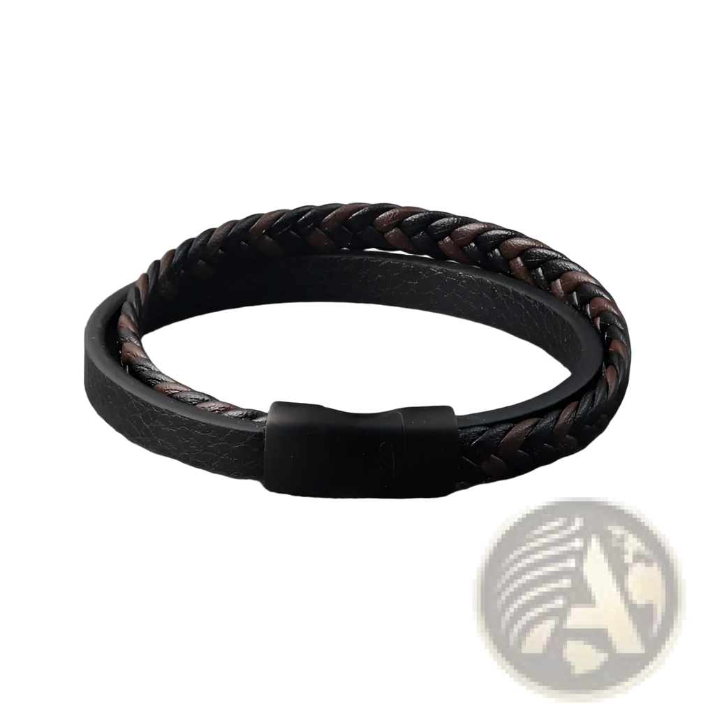 Men’s braided leather bracelet in black and brown with a matte black magnetic clasp for secure wear
