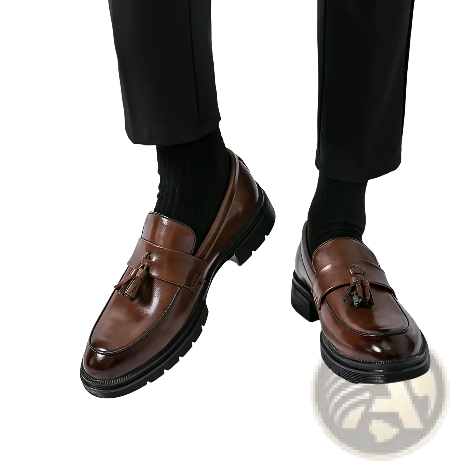 Men’s breathable tassel leather brogue loafers in brown with chunky black rubber sole for comfort and style