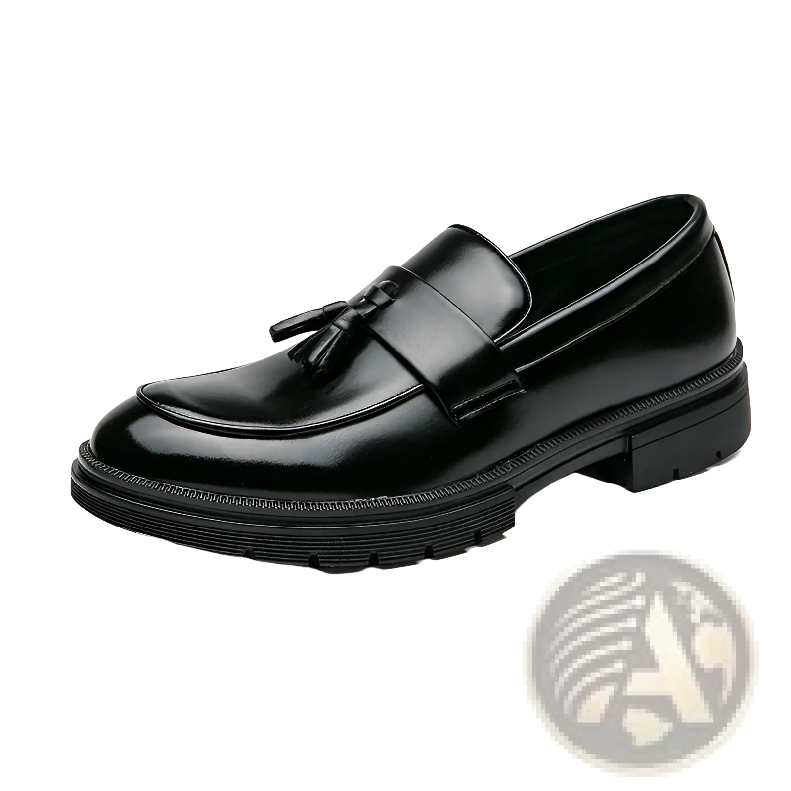 Men’s breathable tassel leather brogue loafers in black with a glossy finish and chunky rubber sole