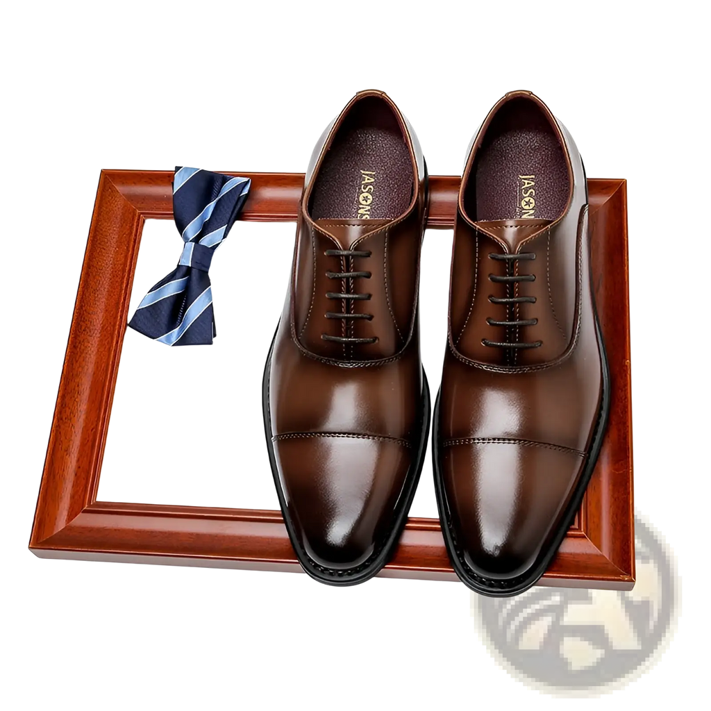 Polished brown leather men’s british oxford shoes with black laces and classic cap toe 6cm height increase