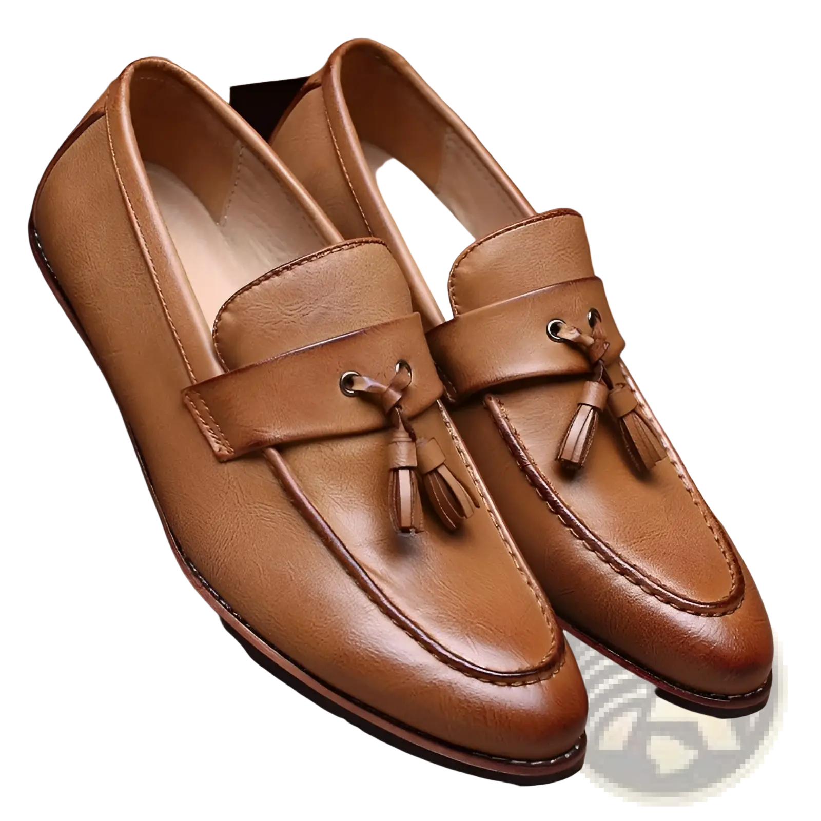 Men’s british retro tassel leather loafers in tan with classic slip-on design and stitched detailing