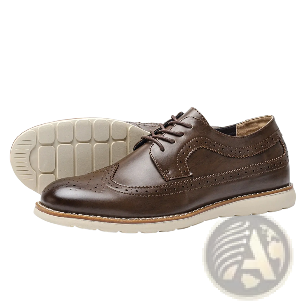 Men’s brogue casual leather sneaker in brown with perforated detailing and a light beige rubber sole