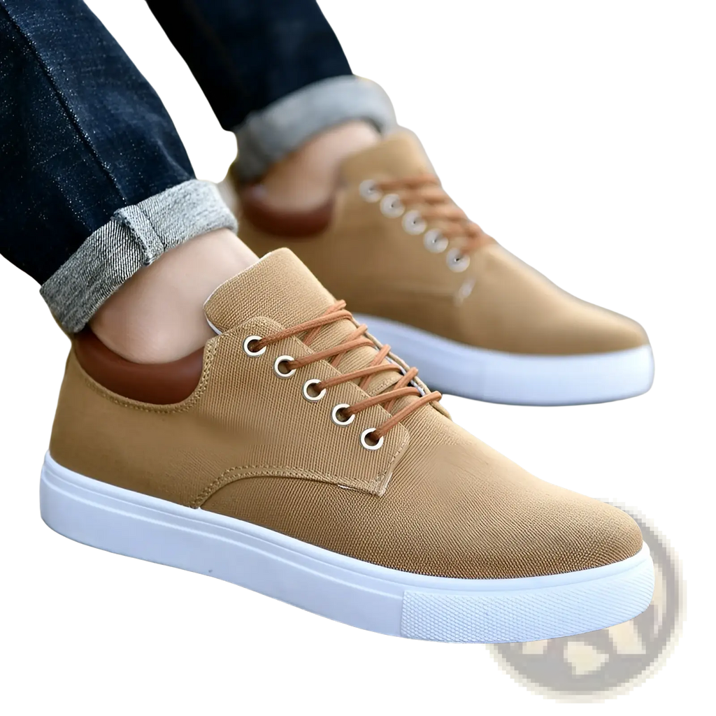 Men’s breathable tan canvas sneakers with brown laces and white rubber soles for casual sport use