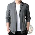 Men’s casual gray linen suit jacket with a relaxed fit and two front pockets for comfortable everyday wear
