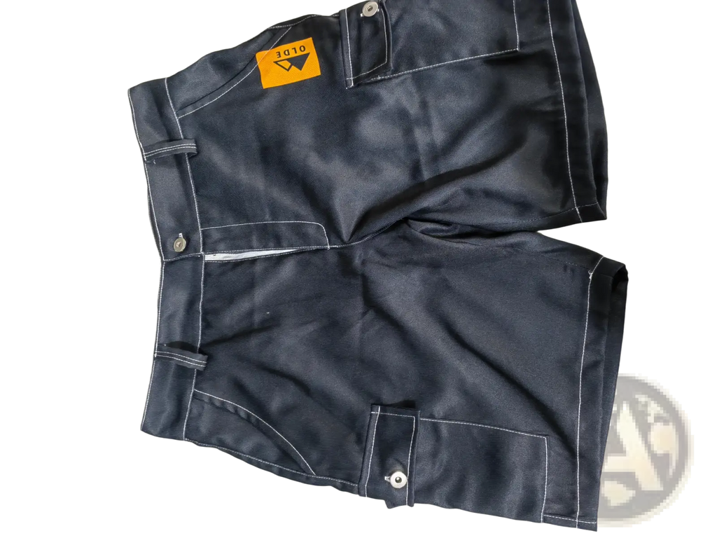 Men’s dark blue polyester digital print cargo shorts with white stitching and yellow brand tag on the back waistband