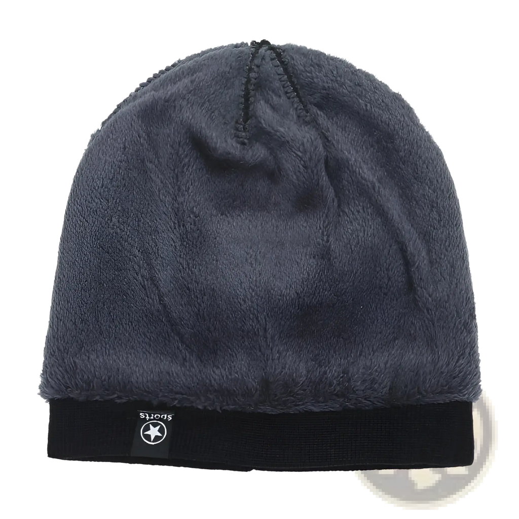 Men’s dark gray fleece lined thermal knitted beanie hat with black ribbed brim and small star logo tag