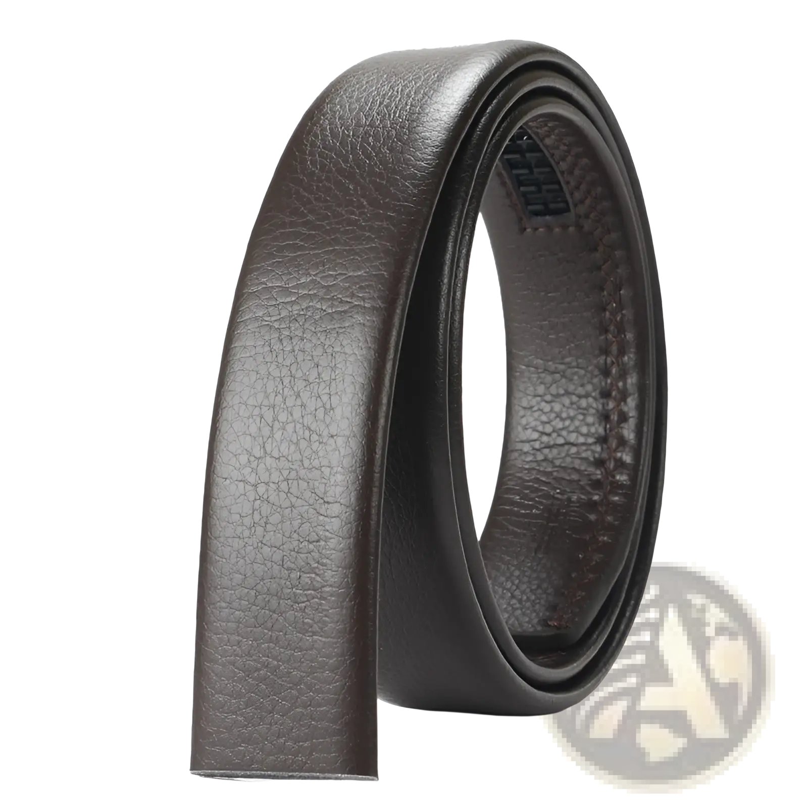 Ceinture en cuir pour homme brun foncé avec surface texturée lisse, boucle automatique et coutures visibles le long du bord intérieur.