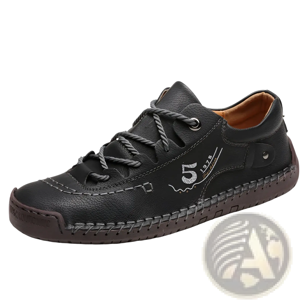 Men’s black leather casual lace up British shoe with gray rope laces and stitched side design