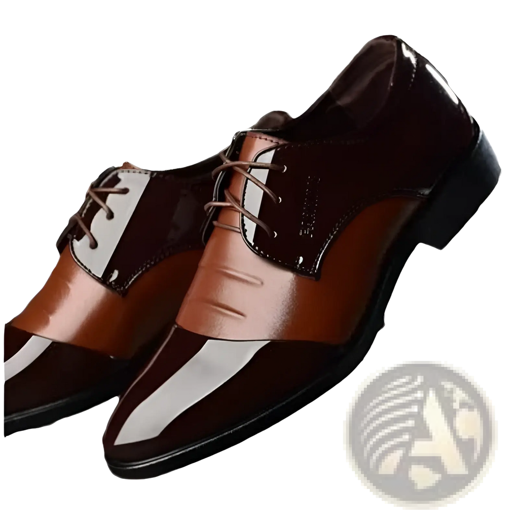 Men’s oxford leather shoes british style with polished two-tone dark brown and tan leather upper and black rubber sole