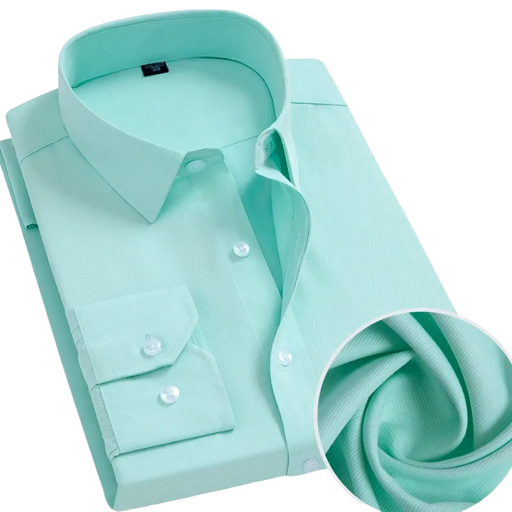 Men’s slim fit mint green dress shirt with classic collar buttoned cuffs made from smooth lightweight fabric