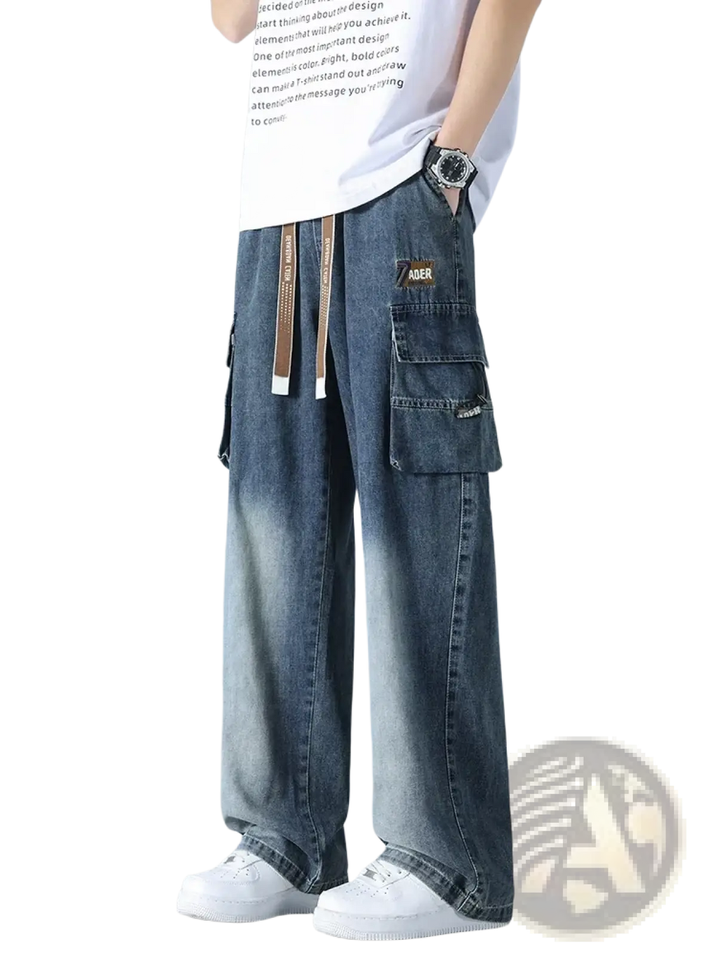 Men’s plus size baggy cargo jeans denim trousers in blue with multiple pockets and a faded wash on front side