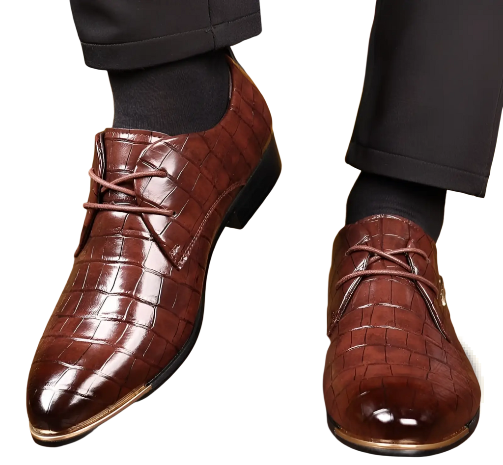 Men’s pointed toe formal leather business shoes in brown crocodile pattern with glossy finish and metallic toe caps