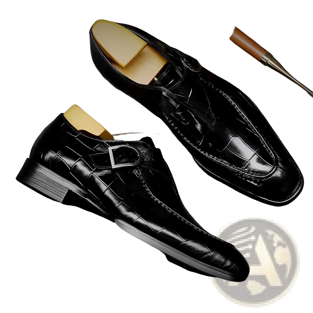 Men’s premium cowhide leather pointed toe low top shoes with black crocodile-embossed leather and silver buckle
