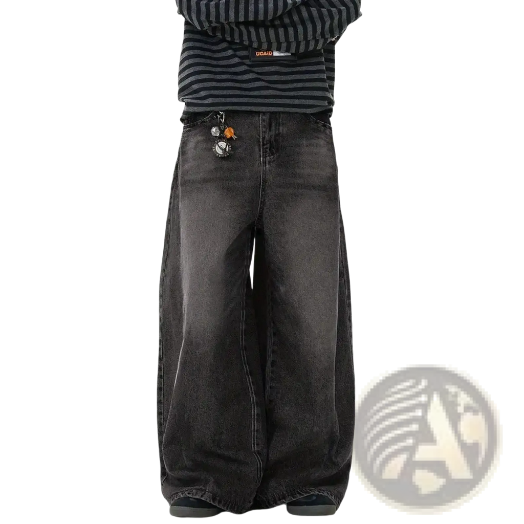 Men’s premium relaxed wide leg denim jeans in dark gray with a faded wash and decorative keychain on the front pocket