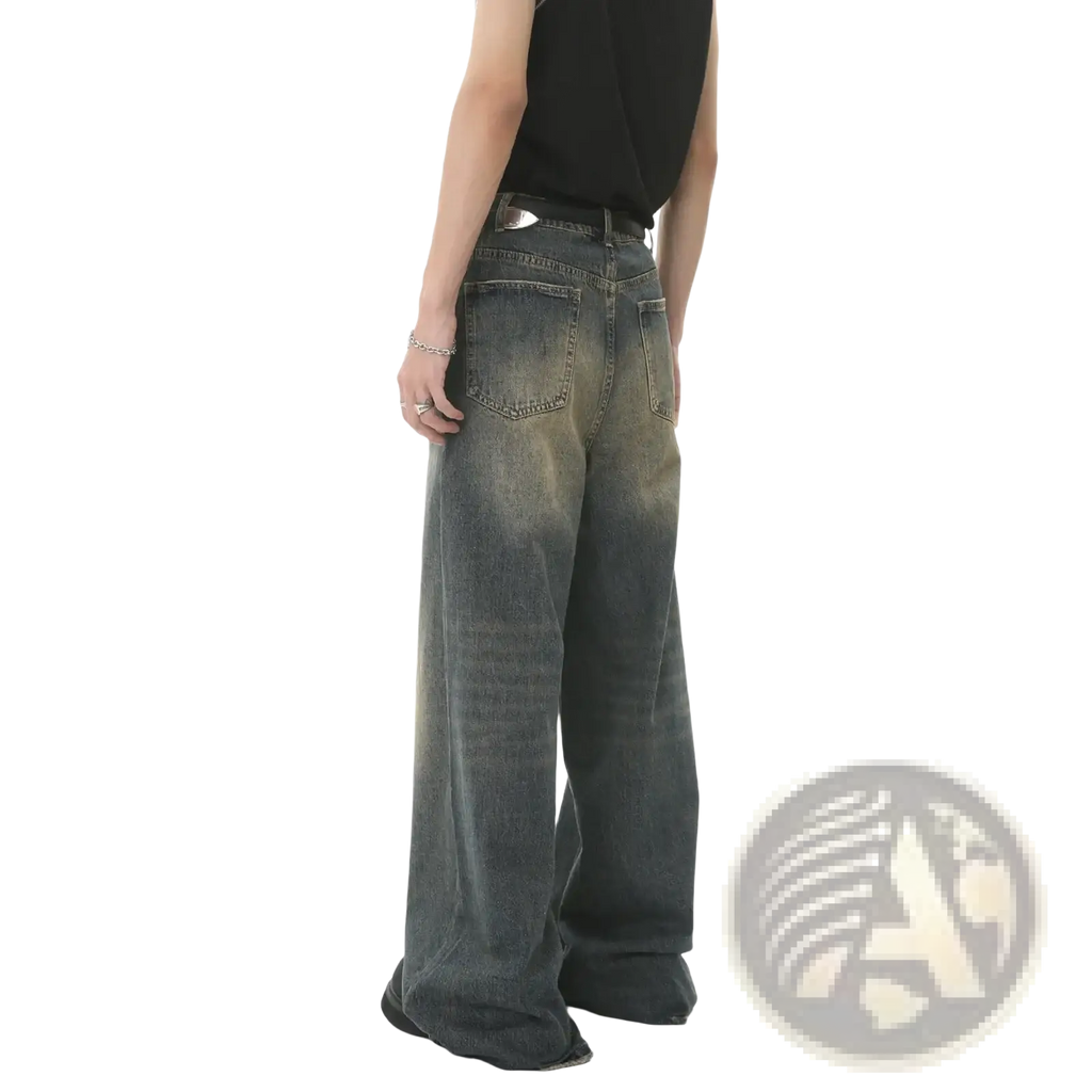 Men’s vintage wide leg baggy denim jeans in dark wash with faded and distressed details made of denim material