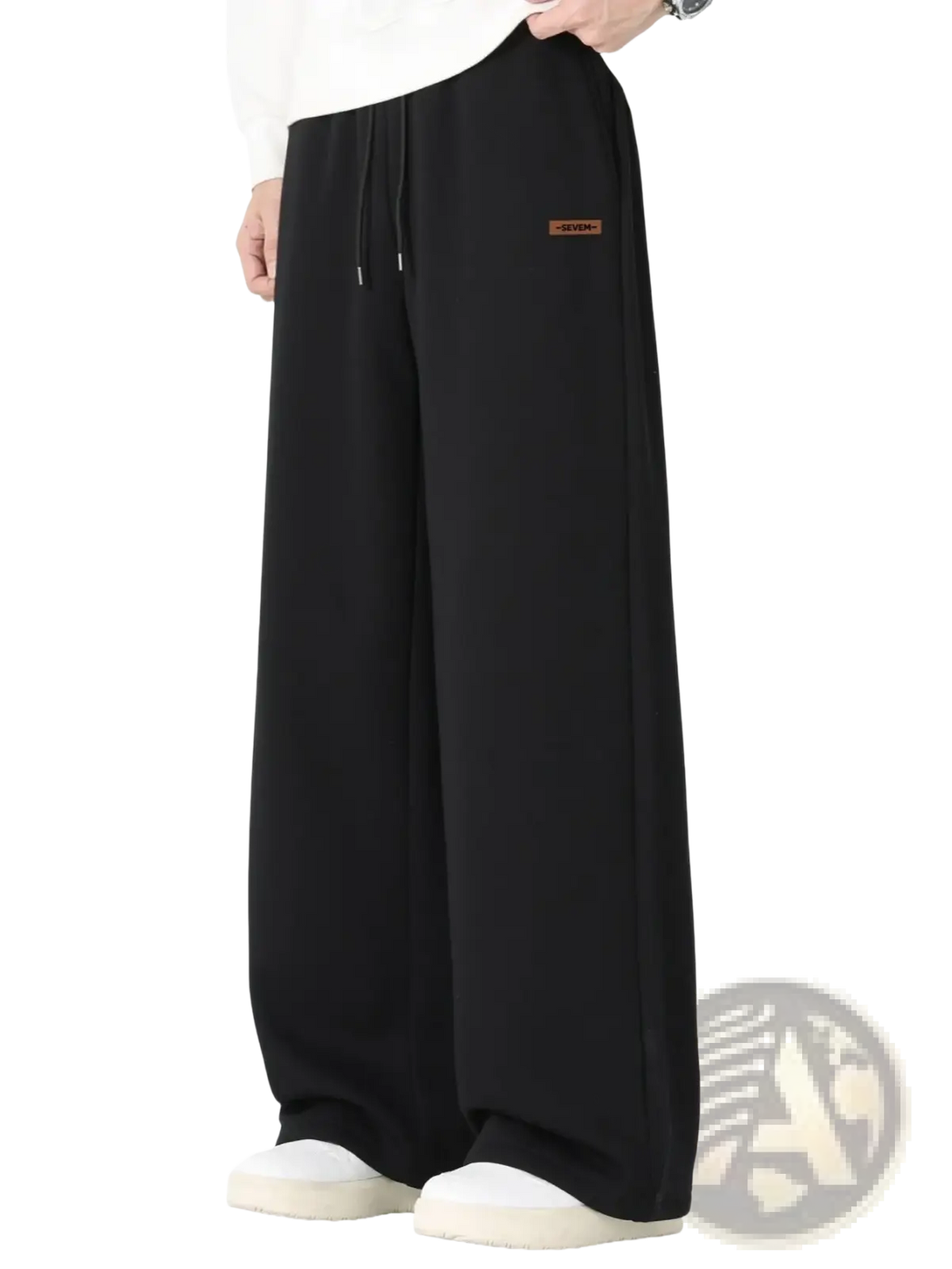 Men’s black wide-leg drawstring sweatpants with a small brown label on the left thigh for casual wear
