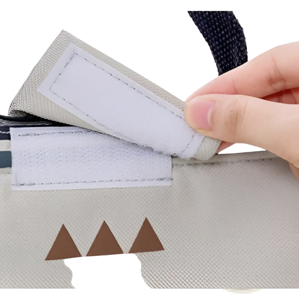 Gray canvas mini cartoon oxford insulated picnic handbag with black handles and brown triangular logo