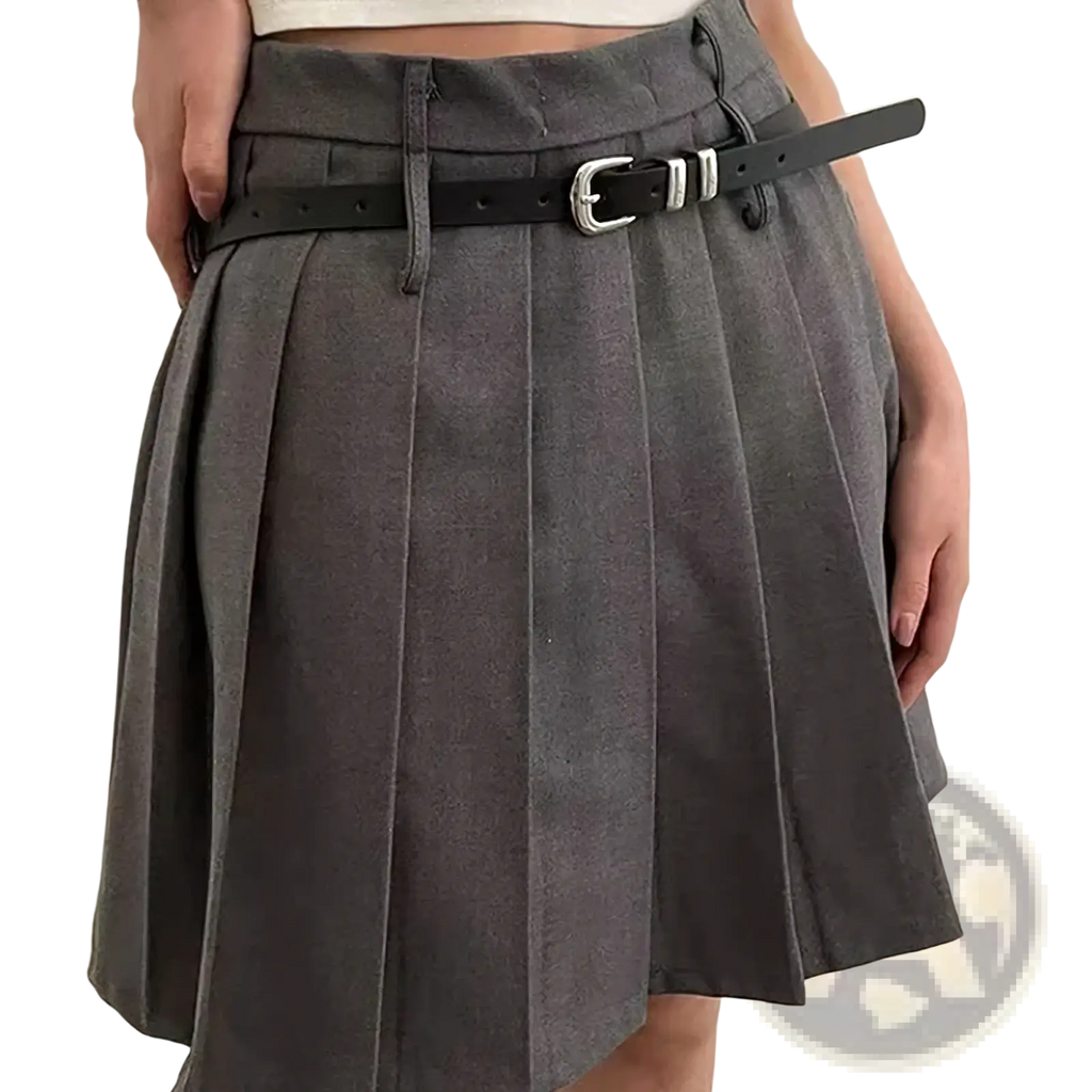 Gray pleated skirt paired with a minimalist black pu leather belt featuring a silver buckle is shown
