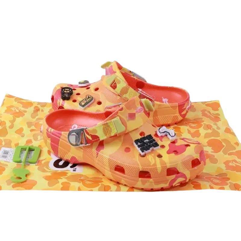 Model toys gifts orange and yellow camouflage crocs clogs with colorful charms anti slip beach shoes