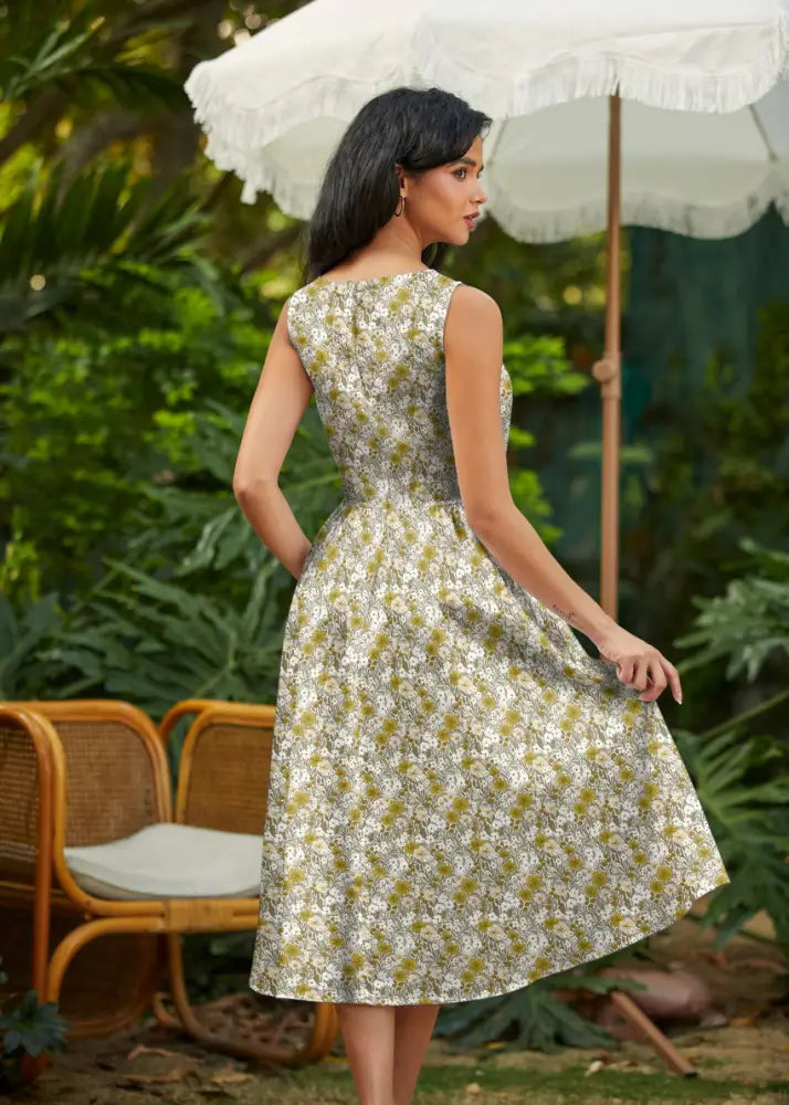 Vintage mustard floral cotton midi dress with pockets sleeveless knee-length with white and olive green floral pattern