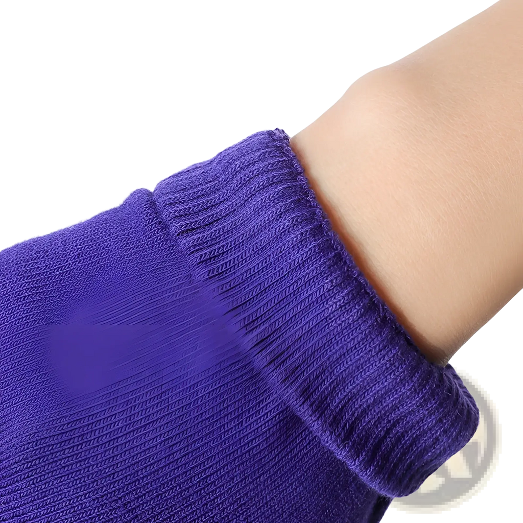 Purple non-slip yoga gloves for women with a ribbed knitted sleeve cuff designed for fitness and weightlifting