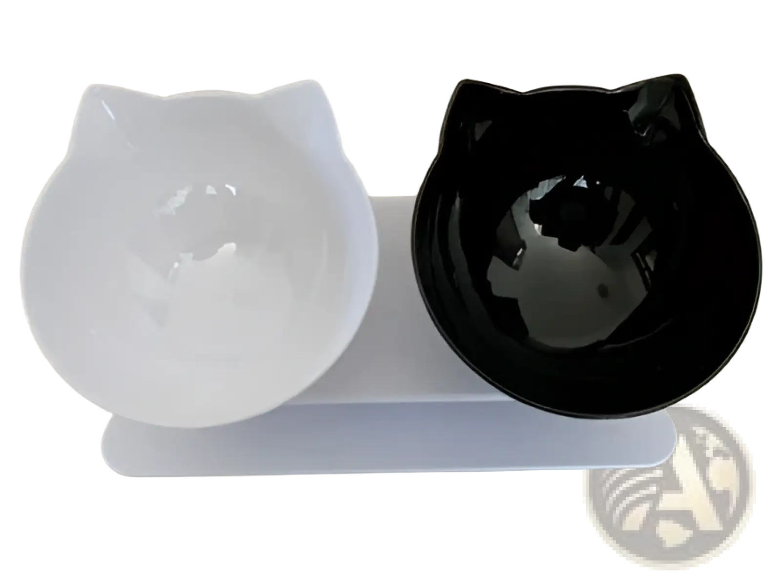 White and black ceramic orthopedic cat ear pet bowls with glossy finish and slanted neck protection design