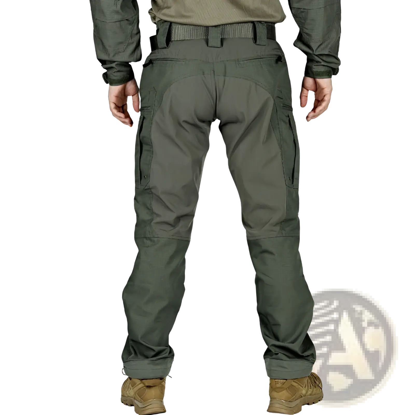 Olive green p40 tactical pants for men with multiple cargo pockets and reinforced belt loop system for military use